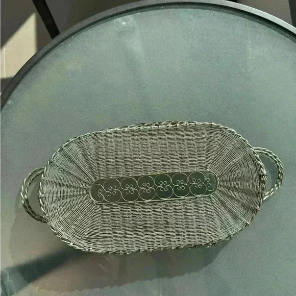 Vintage ornate handmade silver  plate filigree basket - Picture 3 of 3